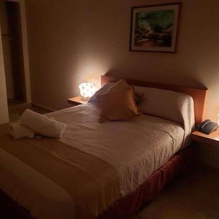 Hotel La Pequena Valencia Zewnętrze zdjęcie